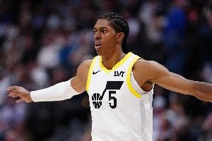 状态来得太晚！科迪-威廉姆斯19中8拿下21分 末节独得11分