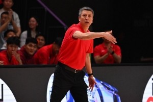 开云权威入口-篮协主席：郭导半决前要球队拼 带队里日夜奋战的剪辑师去看决赛